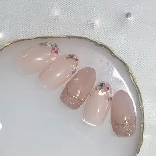 ネイル Kodebu Usagi Nail所属・要田 優子のネイルデザイン