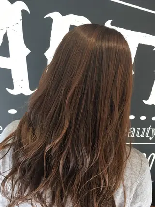 ロング カラー Aimer Hair Design Lewis所属・伊藤 いほみの眉毛・アイブロウイメージ