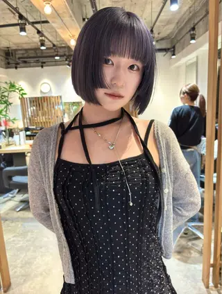 ショート カラー 透明感カラー🫧 CHIHIROのヘアスタイル