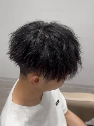 パーマ メンズ メンズパーマ特化 秋本晴紀のヘアスタイル