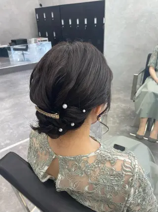 ミディアム ヘアアレンジ 口コミ高評価✨ 安達ももかのマツエク・マツパデザイン