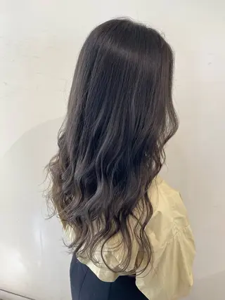 ロング 高階 深雪のヘアスタイル