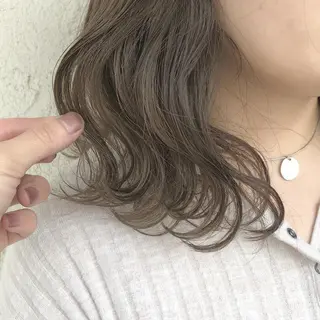 ミディアム カラー 艶髪育成サロン 京橋　shinのヘアスタイル