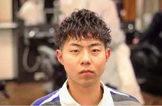ショート パーマ メンズ 前田賢生 ご新規様はNGのヘアスタイル