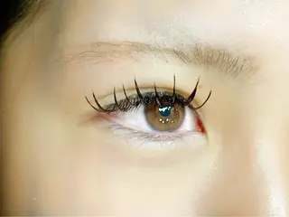 マツエク・マツパ ヘアメイクピカソ所属・ヘアメイクピカソ 髙井久美のマツエク・マツパデザイン