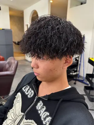 ショート カラー パーマ メンズ メンズ/パーマ/ 短髪/京都駅/井上光のヘアスタイル