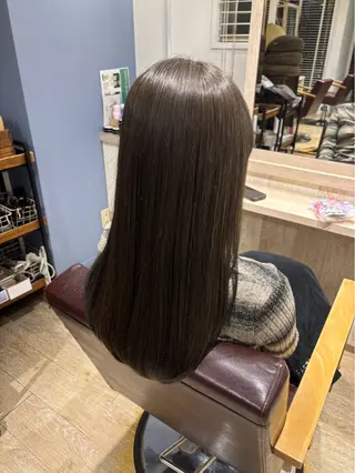 ロング カラー RUALA所属・ナカツカ サクラのヘアスタイル