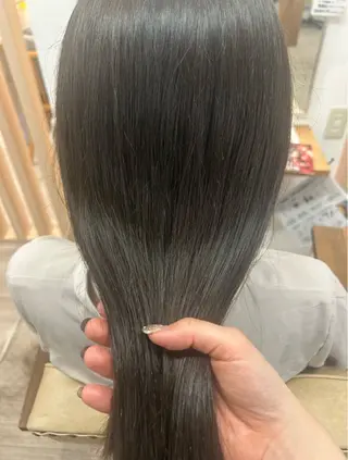 ロング Koharu🍓/ 透明感カラ-のヘアスタイル