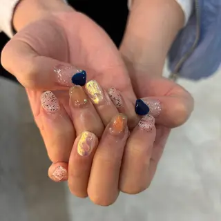 ネイル 栗田 ゆう子のネイルデザイン