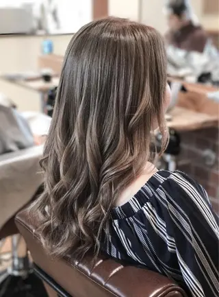 セミロング 常山 篤志のヘアスタイル