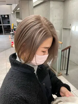 ショート カラー B.Chance カラーリスト　ペーのヘアスタイル