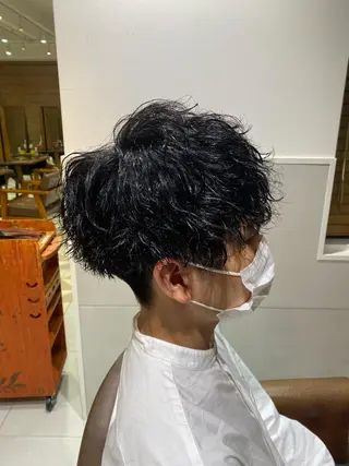 ショート カラー パーマ ヘアアレンジ メンズ メンズパーマの巨匠 鈴木純のヘアスタイル