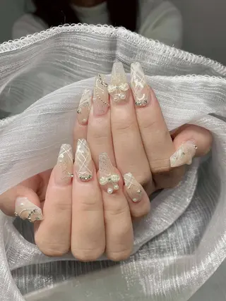 ネイル Lumi nail所属・黄 田のネイルデザイン