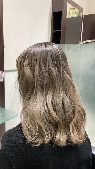 セミロング 🩵やました このか🩵のヘアスタイル