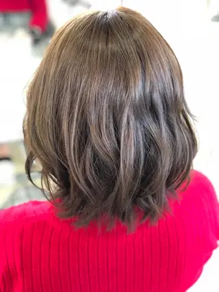カラー 牧野 佳樹のヘアスタイル