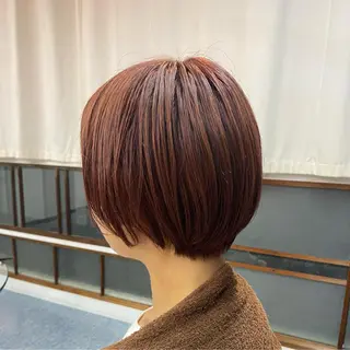 ショート カラー 小日向 沙織のヘアスタイル