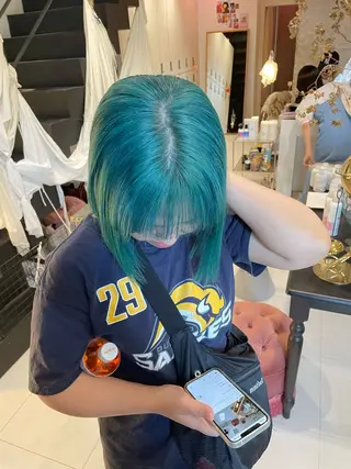 ショート カラー nishiura nanasaのヘアスタイル