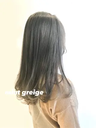 セミロング カラー GOODDAY ヘアサロンのヘアスタイル