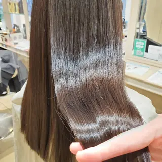 ロング 社内カット講師・店長 菅原賢一のヘアスタイル