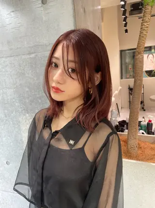 ミディアム karin ボブハイトーンのヘアスタイル