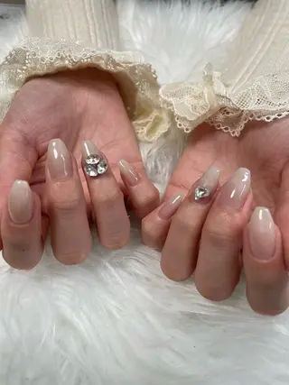 ネイル privatesalon Laulii所属・Laulii RIKAのネイルデザイン