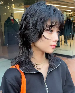 ミディアム パーマ ボブ/ショート カットモデル夏海のヘアスタイル