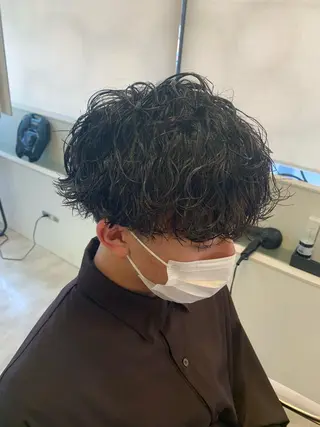 ミディアム メンズ メンズパーマ/難波/ 心斎橋　室園亮佑のヘアスタイル