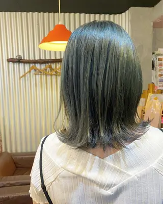 ミディアム カラー 玉木 育実のヘアスタイル