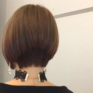 ショート カラー 知念 香トータル ビューティー🌷のヘアスタイル