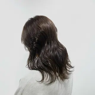 セミロング カラー ヘアアレンジ キヨミ 韓国レイヤーカットのヘアスタイル