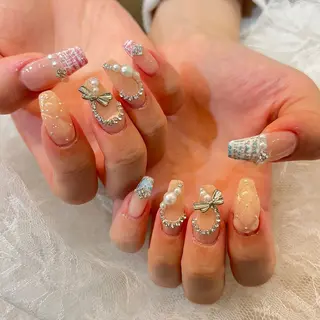 ネイル 河野 弥月のネイルデザイン