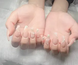ネイル Lee Nailsのネイルデザイン