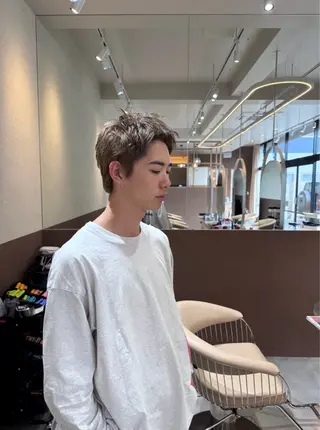 メンズ ラフィスヘアーヴィレ所属・赤羽根 周のヘアスタイル