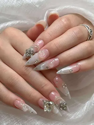 ネイル Nie Nail Salon所属・Nie Nail Shinokuboのネイルデザイン