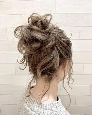 カラー エリアマネージャー 復活の大澤竜馬のヘアスタイル