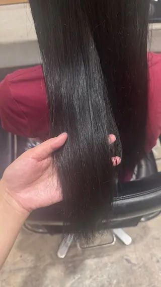 ロング カラー NAVY miyoshiのヘアスタイル