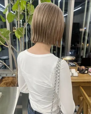 カラー HIKARI/透明感 /インナーカラーのヘアスタイル