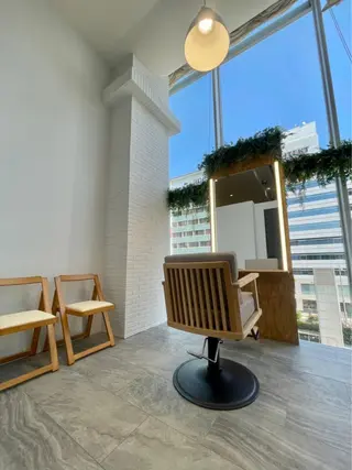 ショート カラー salowin神戸三宮suite所属・工藤 貫多のヘアスタイル