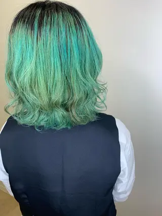 カラー 伊藤 裕貴のヘアスタイル