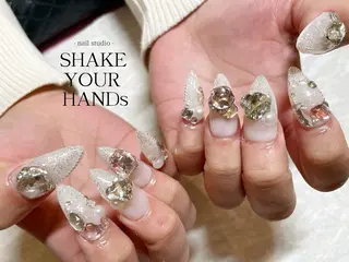 ネイル ネイルスタジオ シェイクユアハンズのネイルデザイン