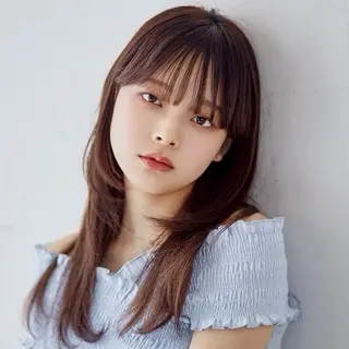 セミロング MOMO 🎀のヘアスタイル