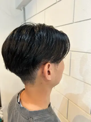 ショート メンズ 相澤 拳のヘアスタイル