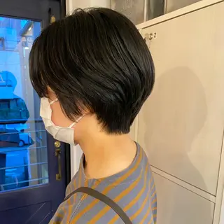 ショート 丸岡 美穂のヘアスタイル
