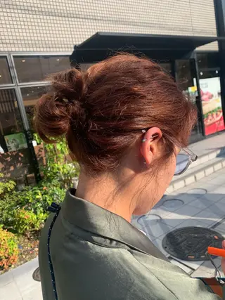 セミロング カラー ブリーチなしWカラー /地毛風/小林凪沙のヘアスタイル