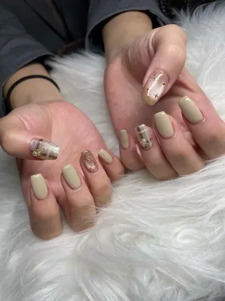 ネイル IROHA NAIL 横山佳那のネイルデザイン