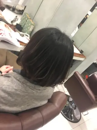 ショート カラー ブリーチカラー🌈 嘉名 真樹のヘアスタイル