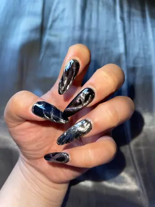 ネイル Basic本厚木店 𝑨𝒀𝑼✨️のネイルデザイン