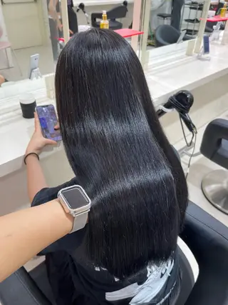 ロング カラー ヘアアレンジ 韓国レイヤー&ピンク 艶髪🩶maikoのヘアスタイル