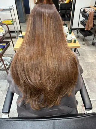 ロング 井上 美織のヘアスタイル