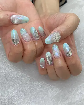 ネイル 五十嵐 美智のネイルデザイン